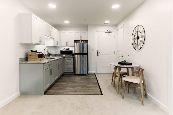 Capstone_at_Royal_Palm_Assisted_Living_Model_Kitchen