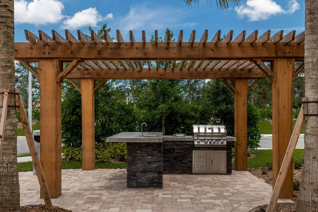 Capstone_at_Royal_Palm_Assisted_Living_Porch_1